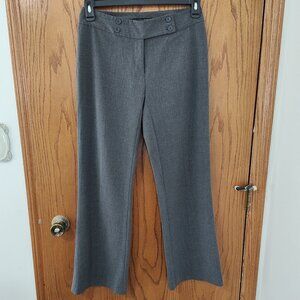 Apostrophe Essentials gray dress pants, Excellent used condition, size 4
